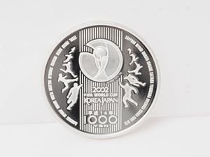 2002FIFAワールドカップ™ 純銀の中古価格は14,067円｜記念硬貨の新品