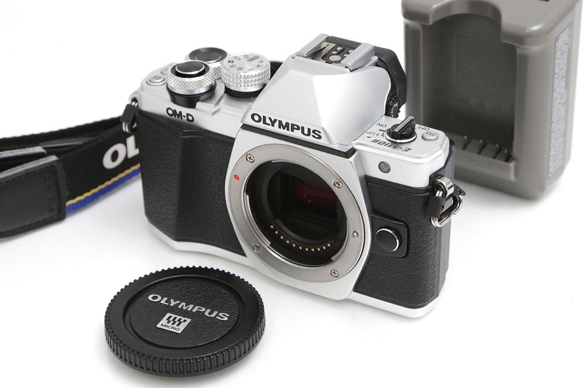 OM-D E-M10 Mark II ボディ [シルバー] 中古価格比較 - 価格.com