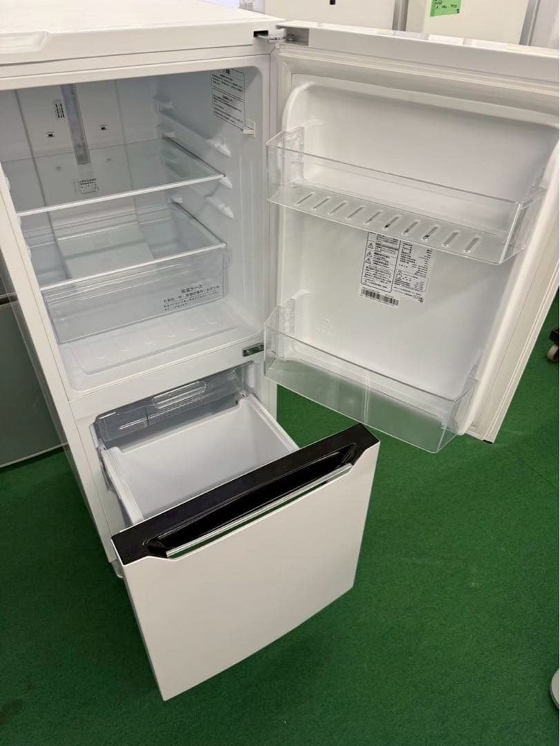2019年式 130L Hisense 冷蔵庫 HR-D1302