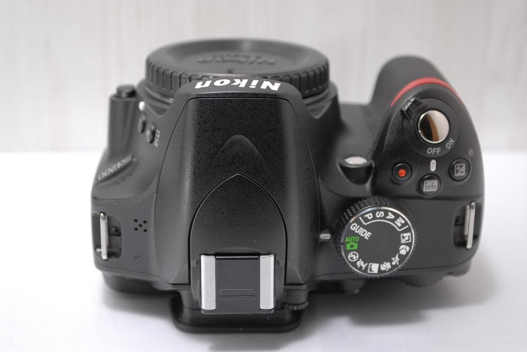 ✨元箱付き✨Nikon D3200 レンズキット 初心者 スマホ転送 一眼レフ