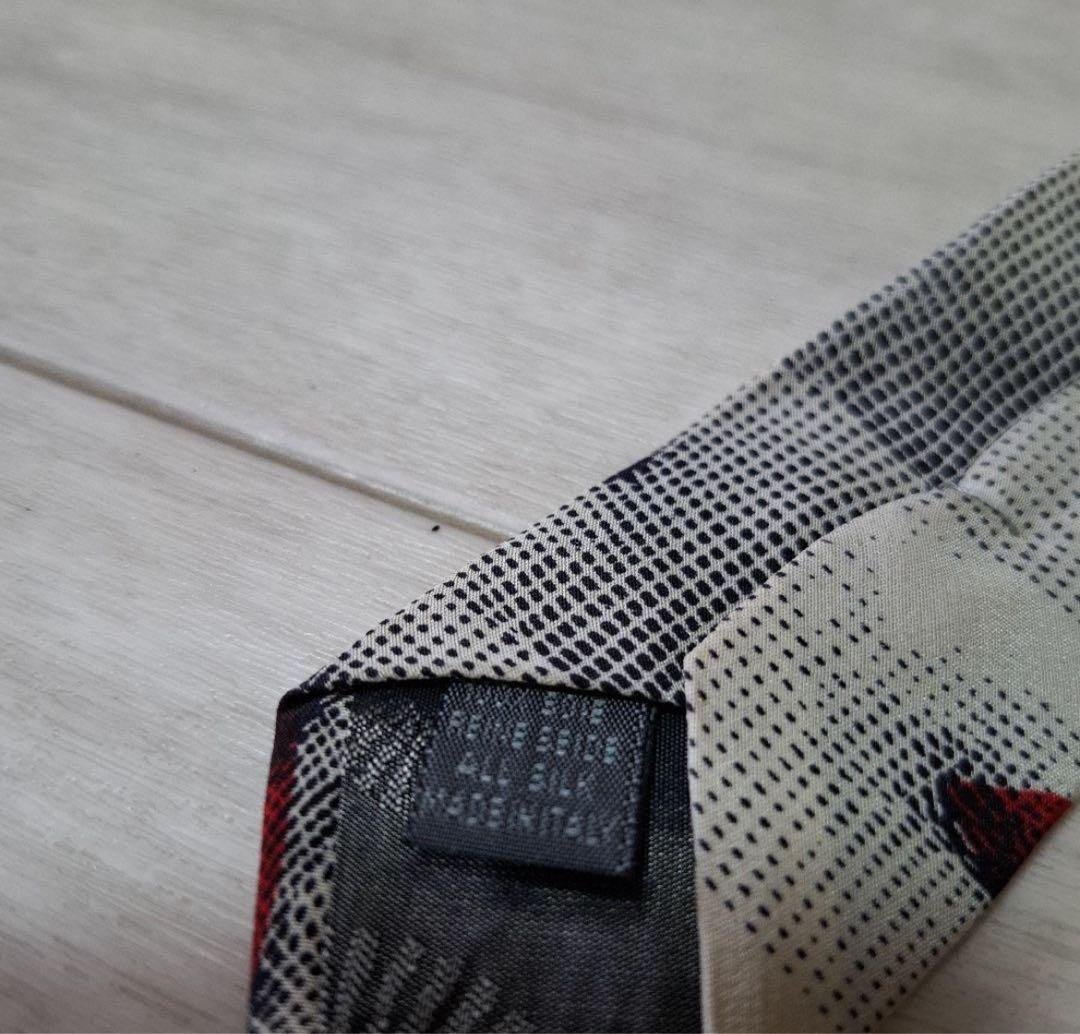 フォルナセッティ ネクタイ リップ 唇 fornasetti - メルカリ