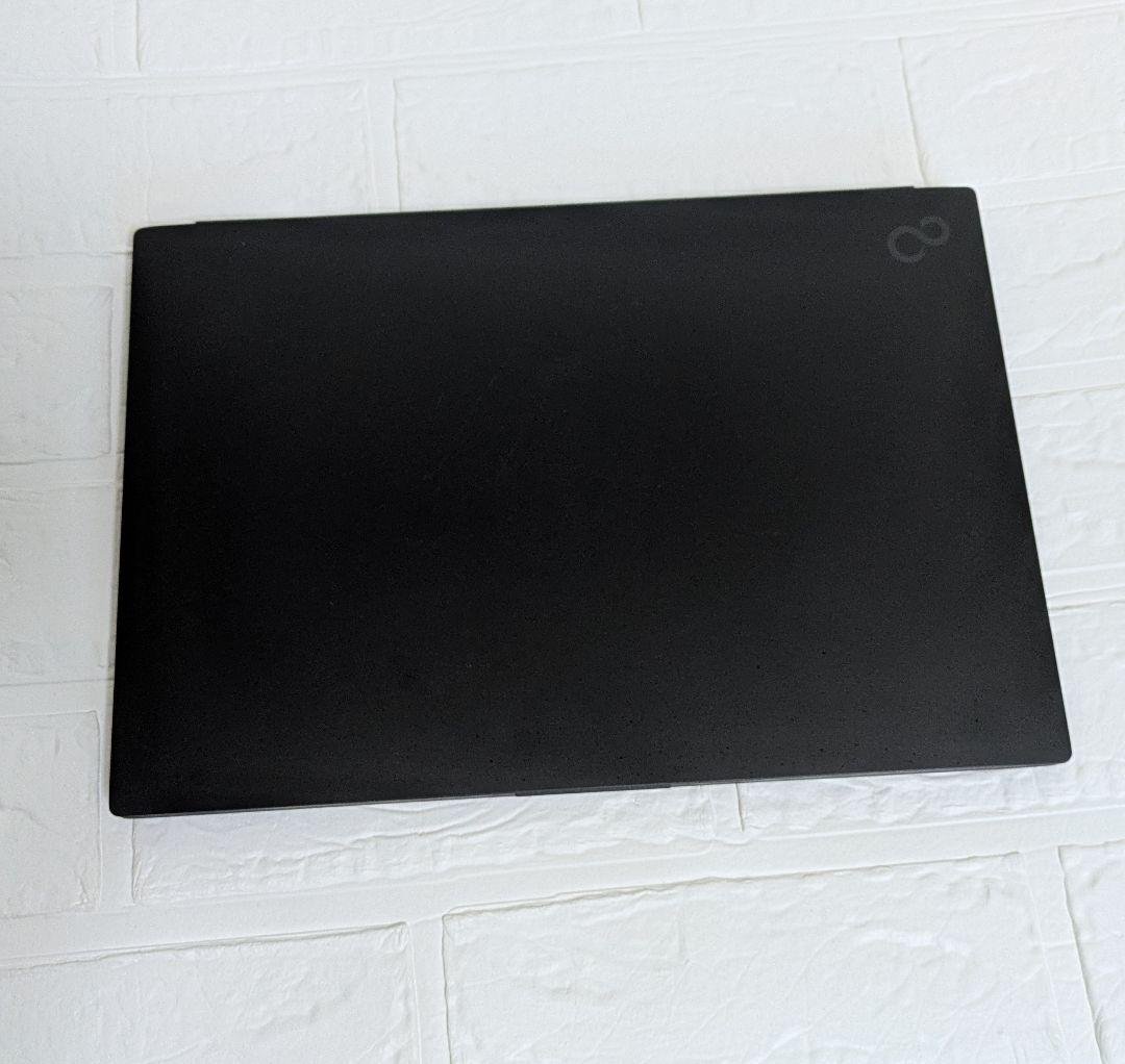 富士通 ノートPC LIFEBOOK UH75/J3 黒　箱有　完動品　美品