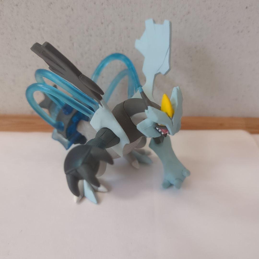 立体ポケモン図鑑　ブラックキュレム 1/40スケール ブラックキュレム フィギュア 立体ポケモン図鑑 キュレム